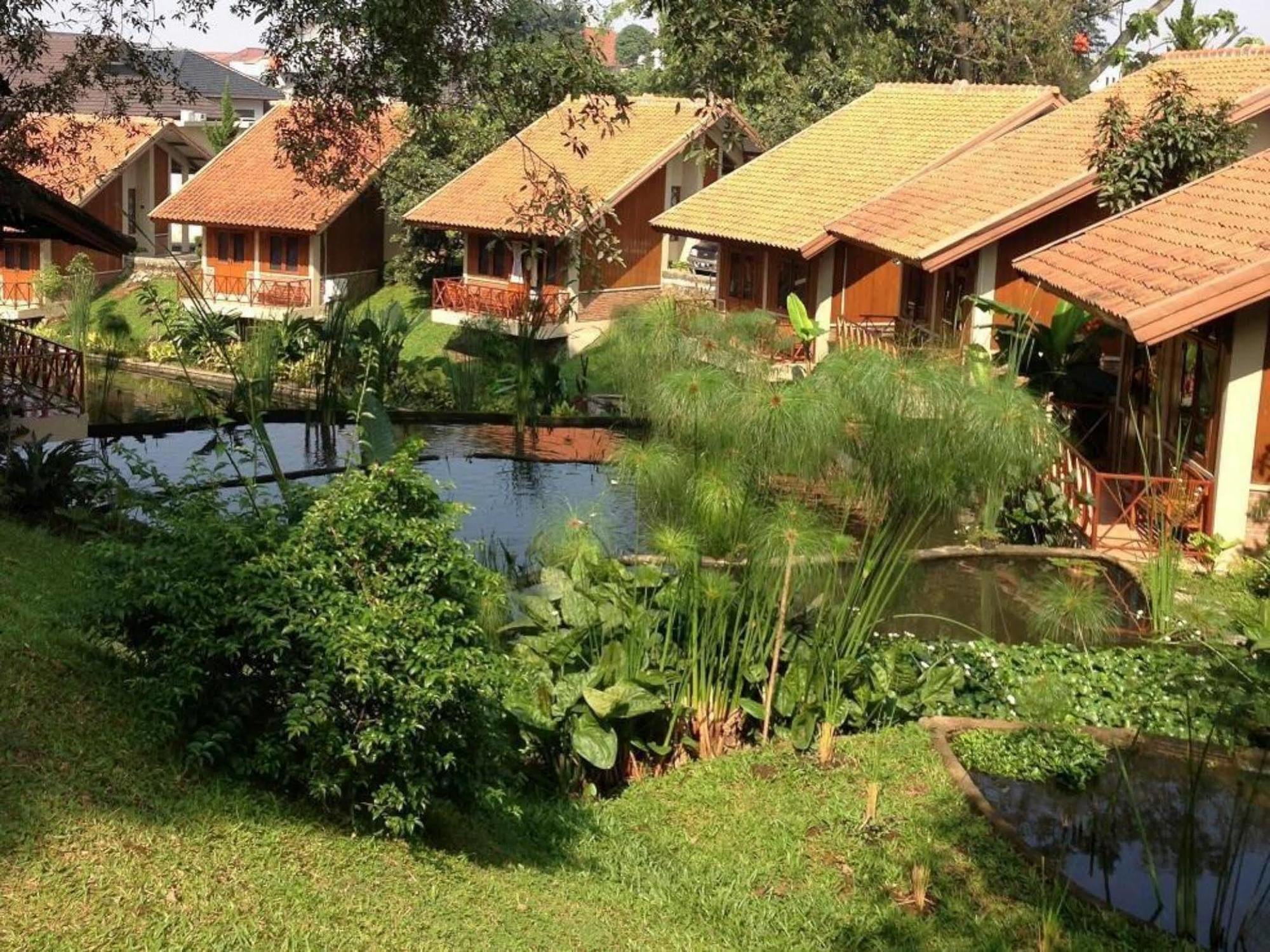 Hotel Ahadiat & 3*